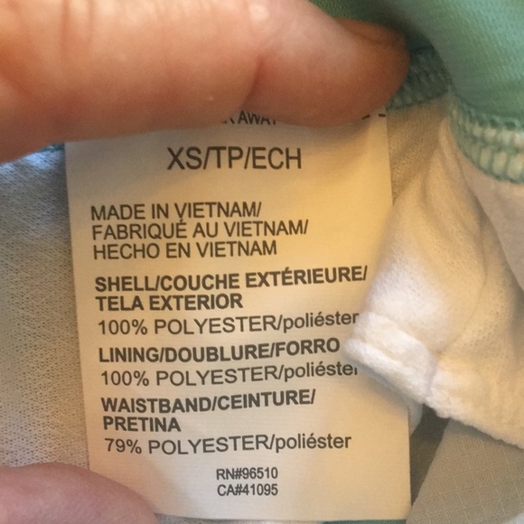 Under Armour Athletic/Athleisure Shorts, NWT! - Picture 8 of 8